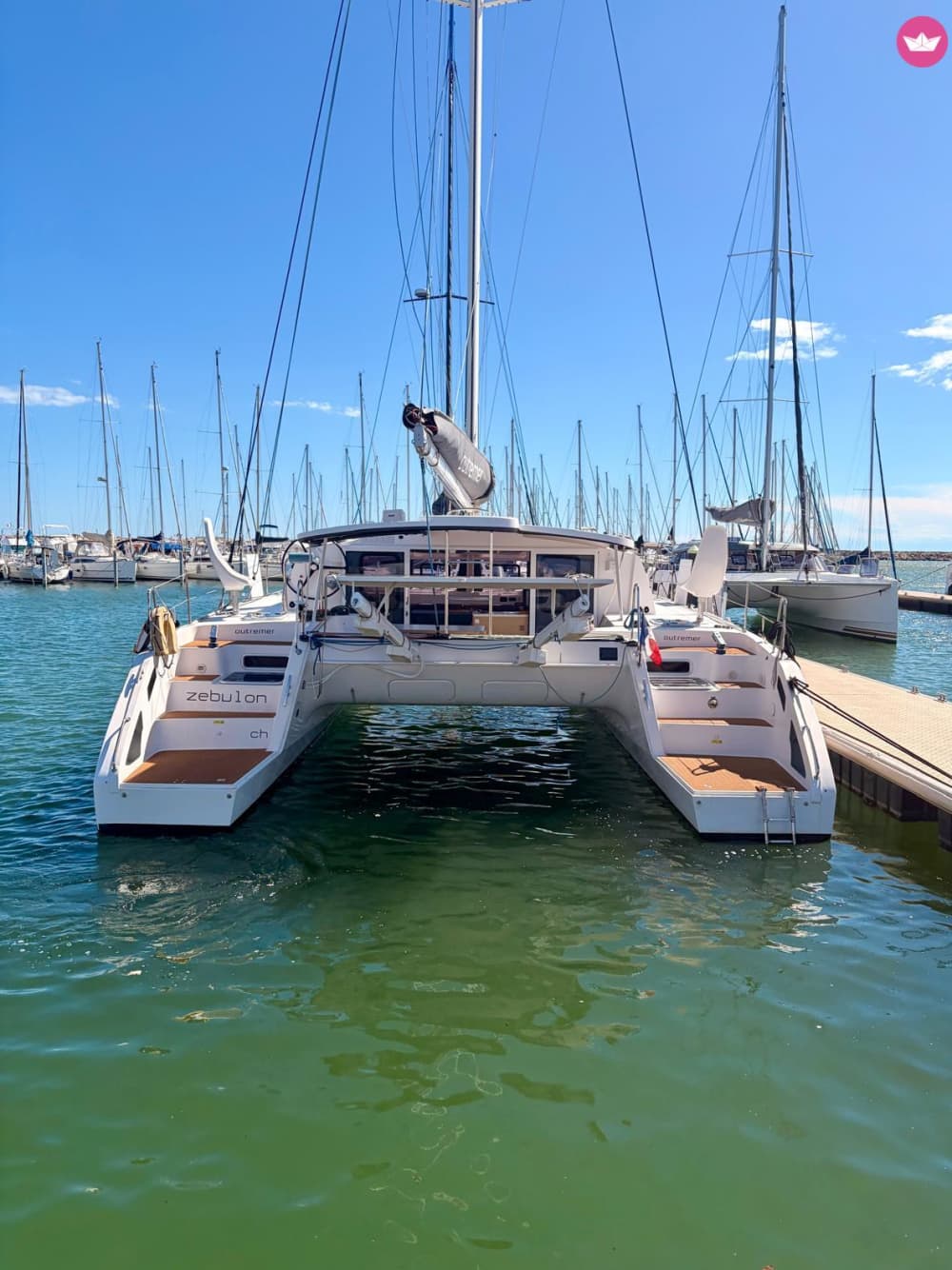Half-day catamaran trip to Outremer