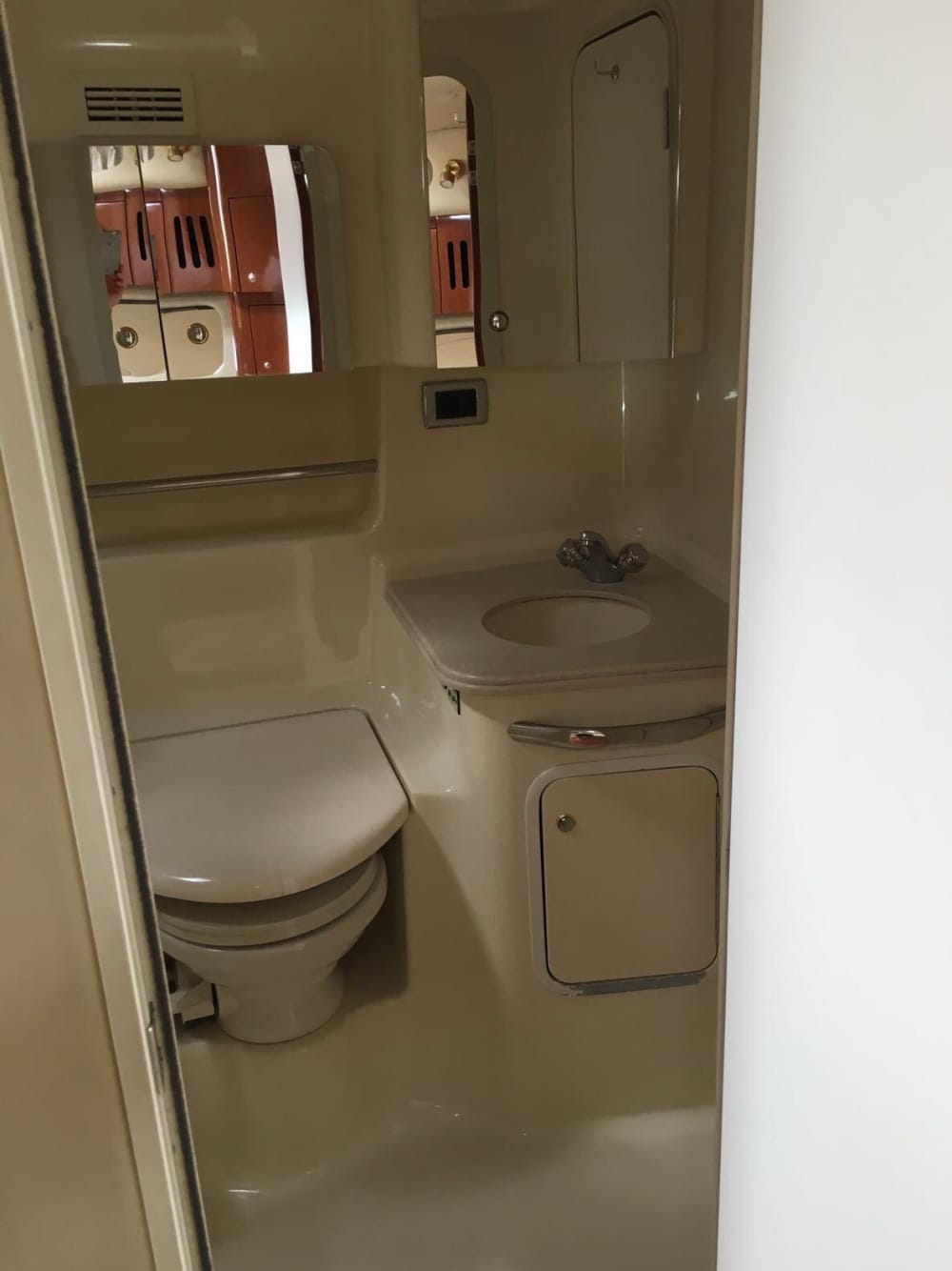 Votre bateau à moteur privé pour une journée autour de Porto San Paolo