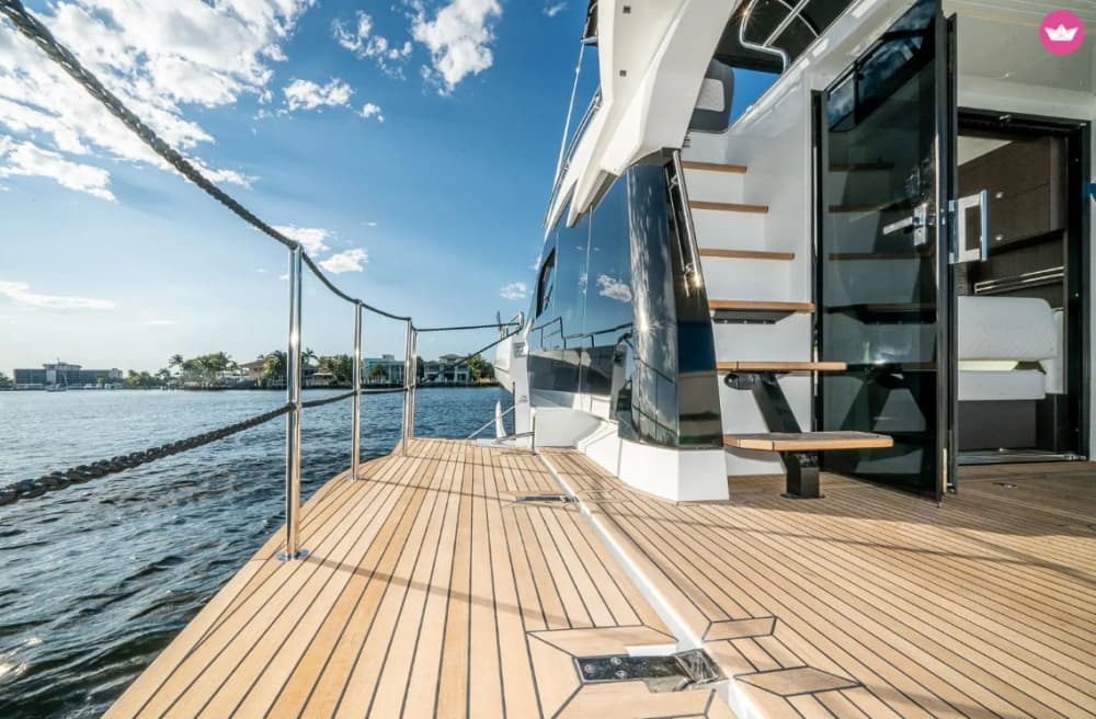Luxe dagtocht per jacht vanuit Villeneuve-Loubet