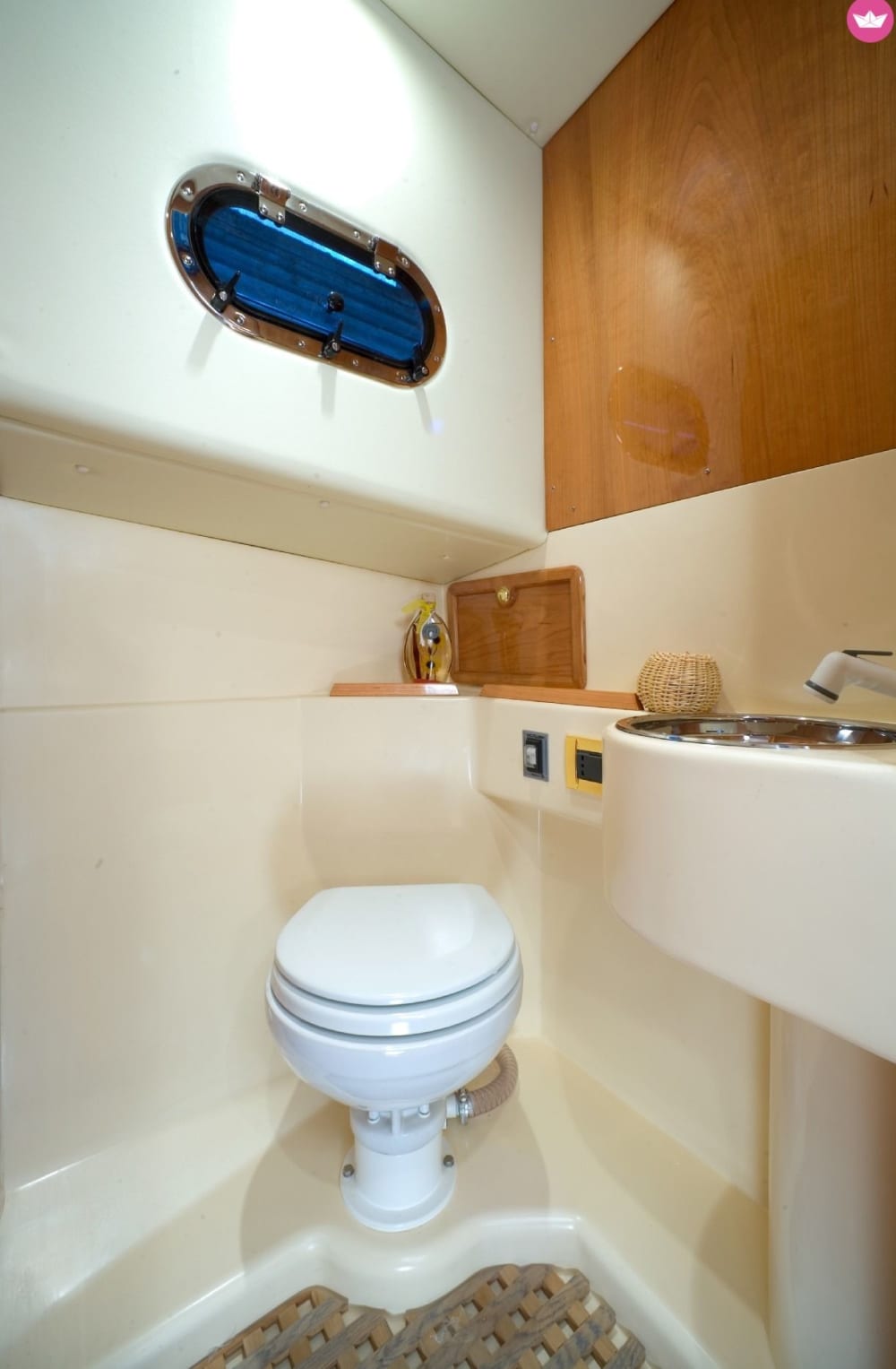 De Nápoles a Capri: Um dia de elegância insular à beira-mar