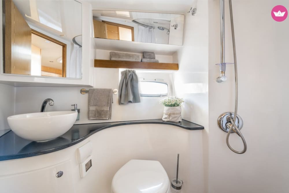 Costiera Amalfitana: una crociera privata di un giorno intero tra eleganza e scoperta