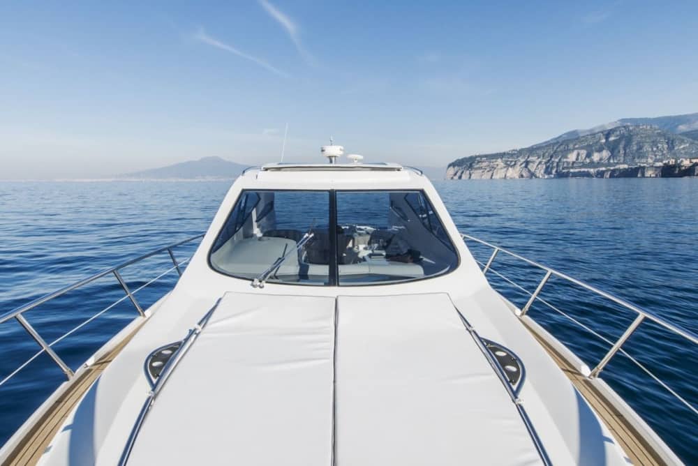 Costiera Amalfitana: una crociera privata di un giorno intero tra eleganza e scoperta