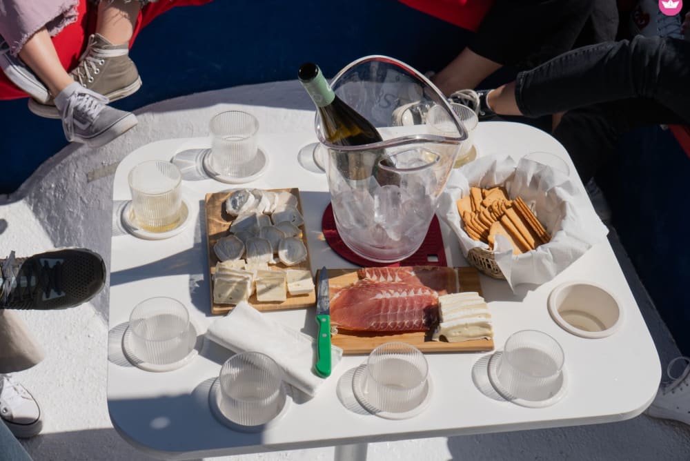 3-stündige Flussfahrt auf dem Lissabonner Fluss inklusive Getränke und Snacks