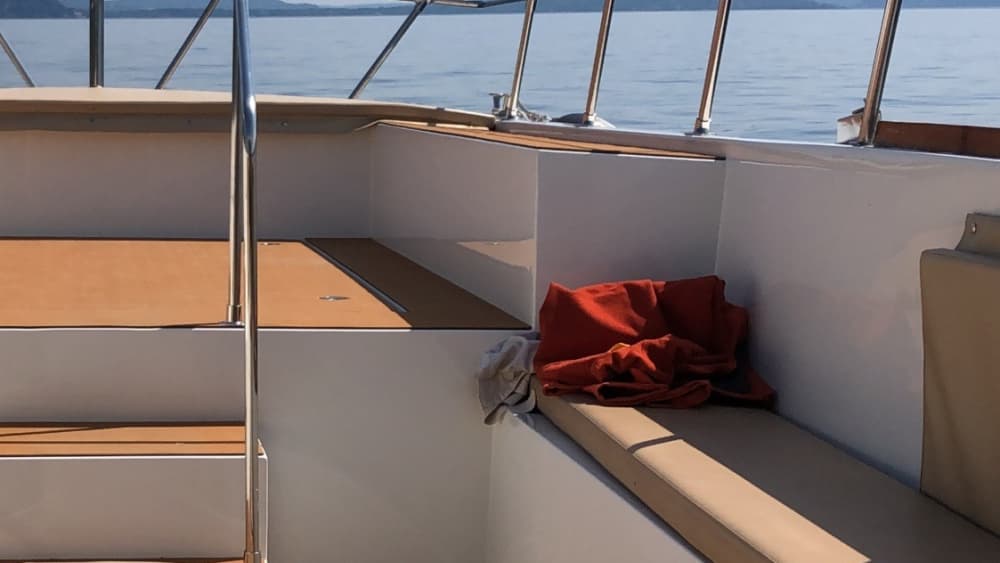 Explore Stresa in a half-day: Rent a motorboat for 4h