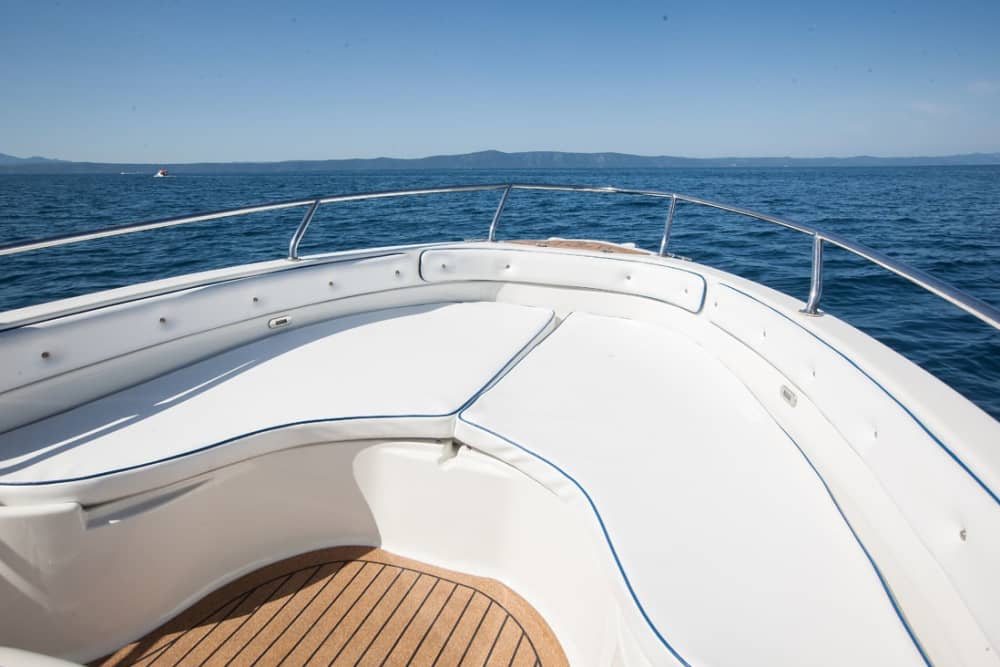 Your private motorboat for a day around Tučepi