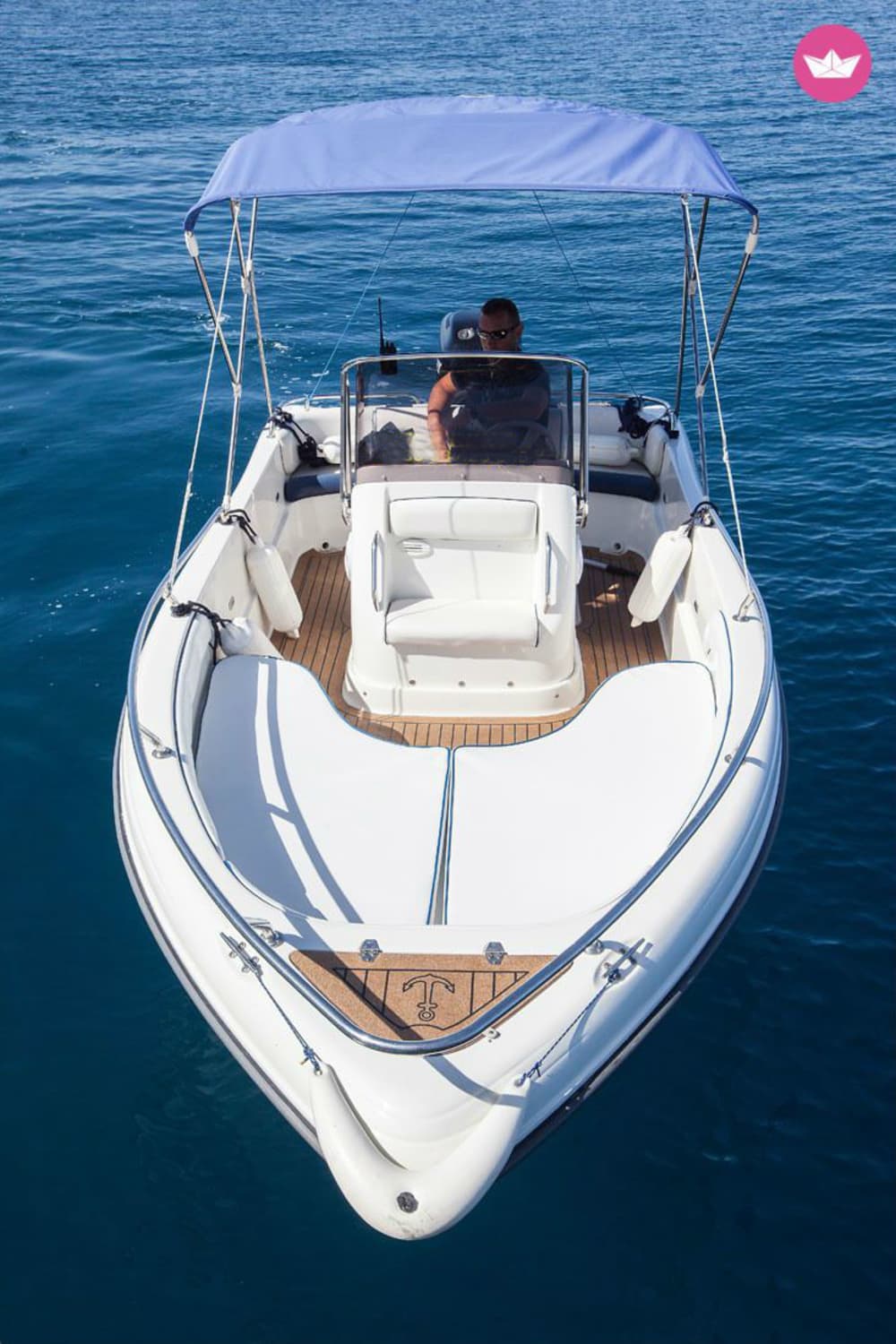 Your private motorboat for a day around Tučepi