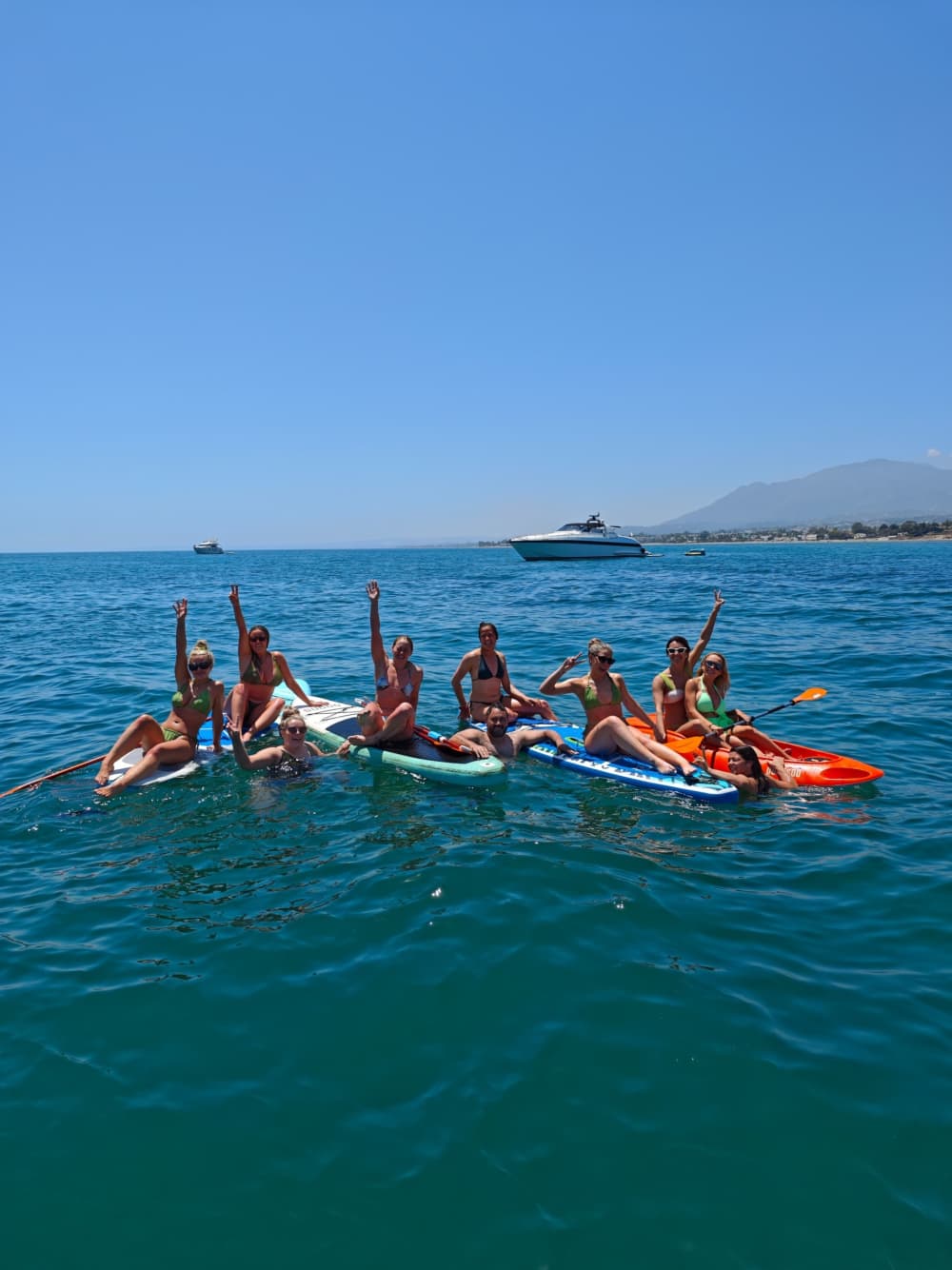 Esclusiva crociera di mezza giornata in catamarano a Marbella