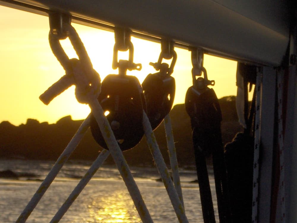 Découvrez Saint-Cast-le-Guildo lors d'une excursion en voilier d'une journée.