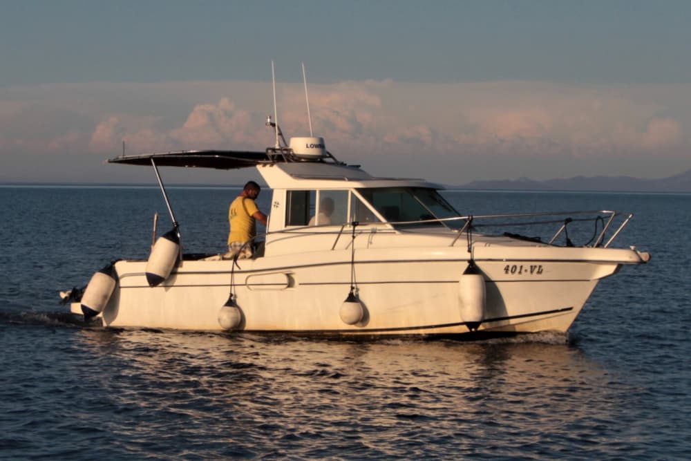 One day around Vela Luka: Enjoy 9h of discovery on a motorboat