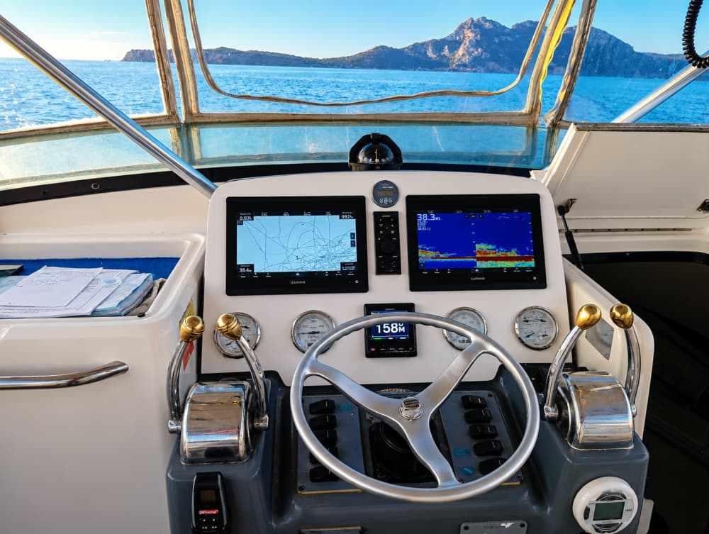 Deep Sea Fishing - The Great Challenge (8 Hours)