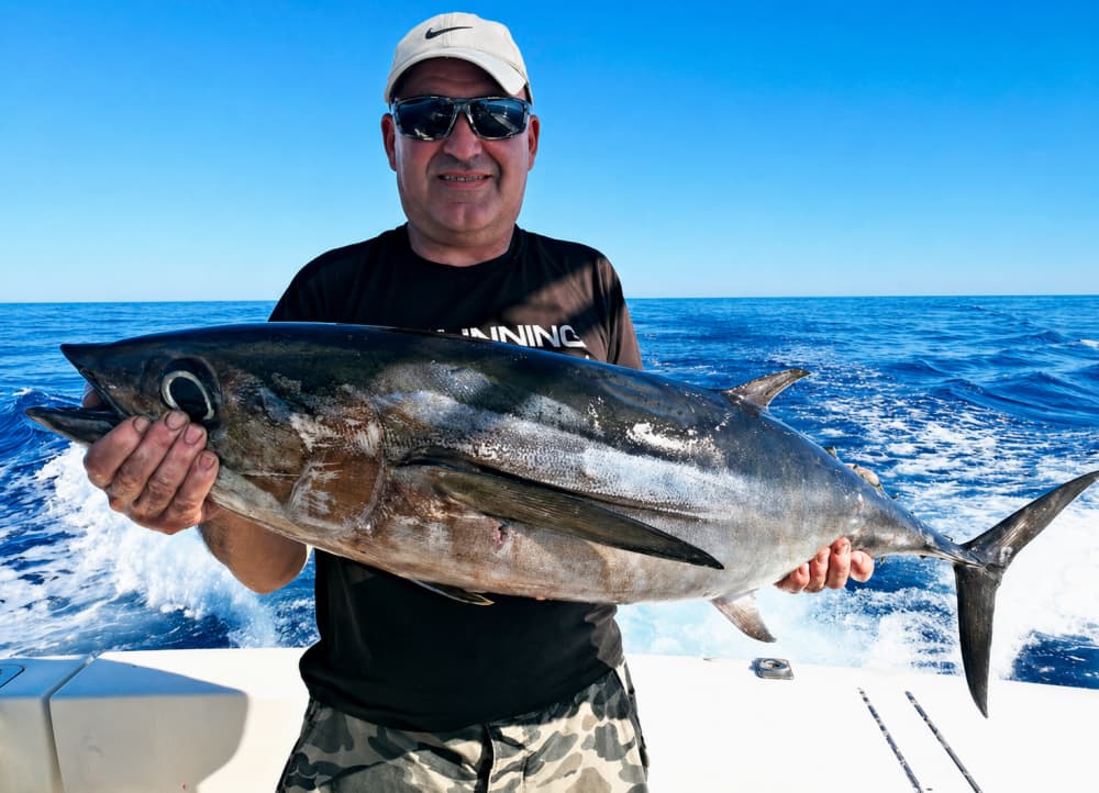 Deep Sea Fishing - The Great Challenge (8 Hours)