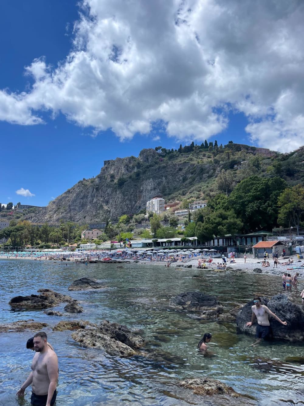 Ontdek de baai van Taormina: een privébootervaring van een hele dag