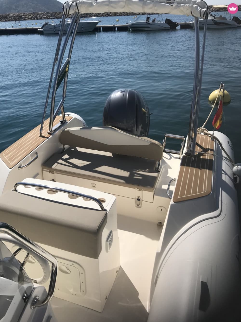 Breeze and Adrenaline: A High-End Half-Day Trip in the Mediterranean