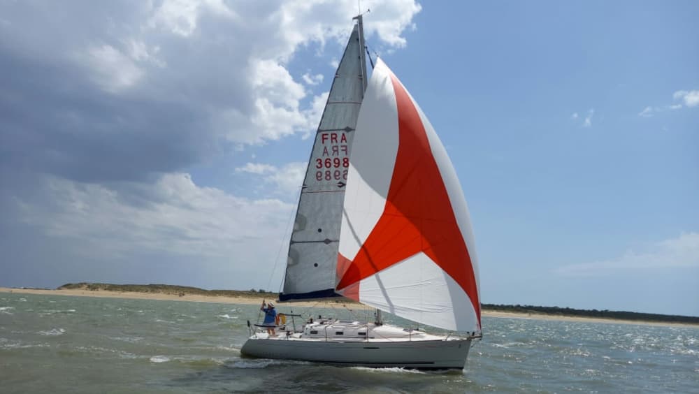 Esplora Le Verdon-sur-Mer e goditi un'intera giornata di navigazione a bordo di una barca a vela.