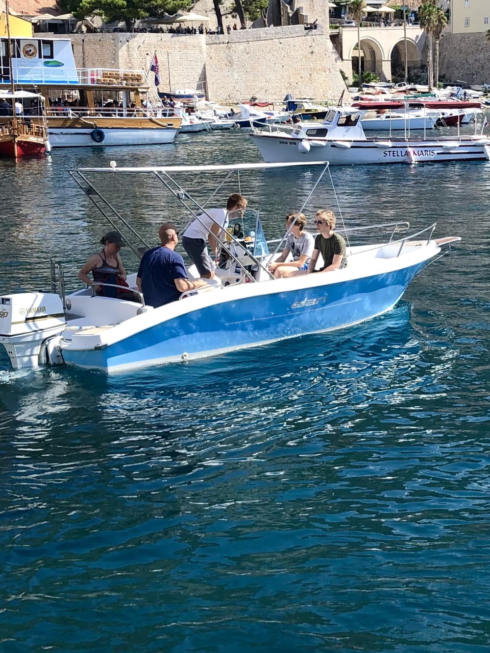 Excursión privada de medio día en barco a la isla Elafiti