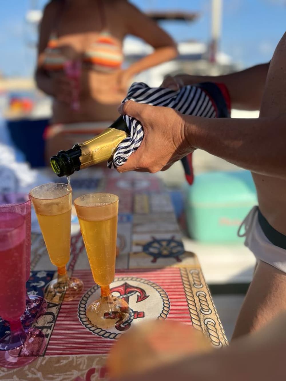 Discover Alicante on a full-day sailing trip