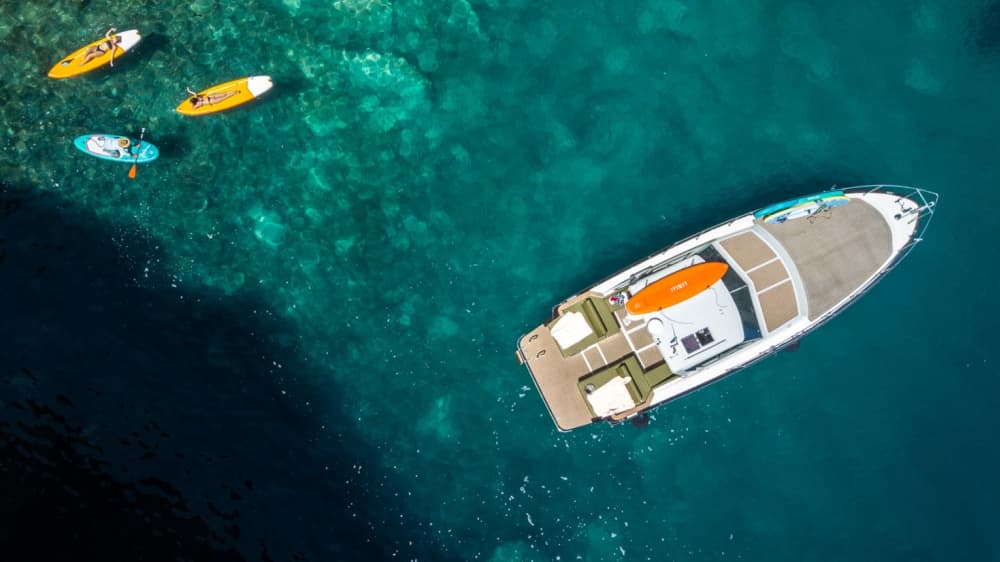 Ein Hoch auf den Bräutigam: Die ultimative Bootstour zum Junggesellenabschied