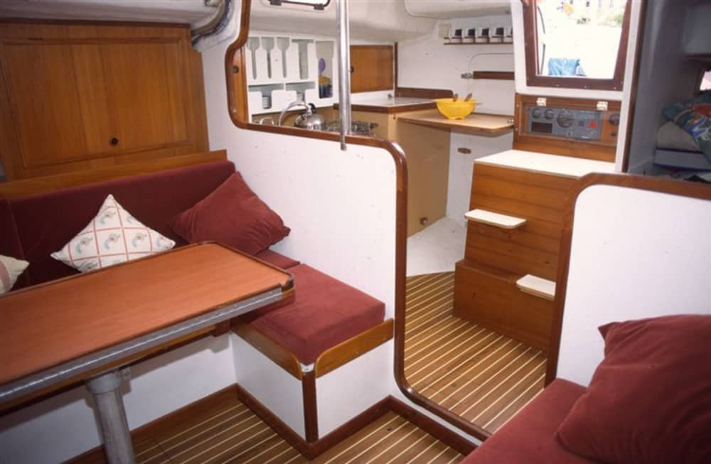 Excursión de día completo en velero en Castellón de la Plana.