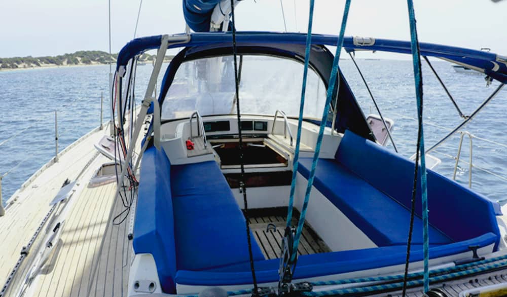 Sail in style: 4 hours aboard a 19m sailboat