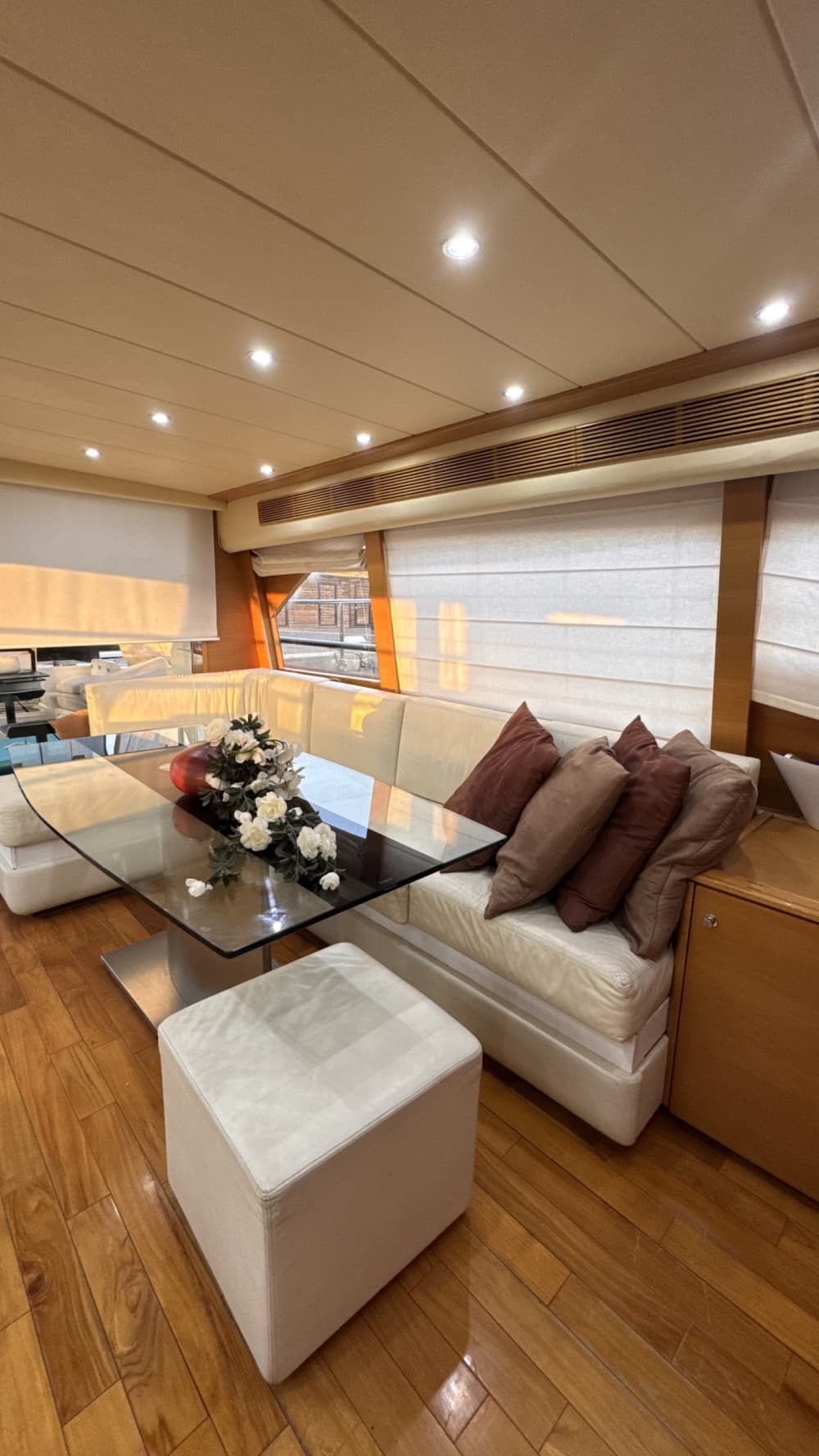 Sophistication at sea: Discover Marseille on a luxury motorboat