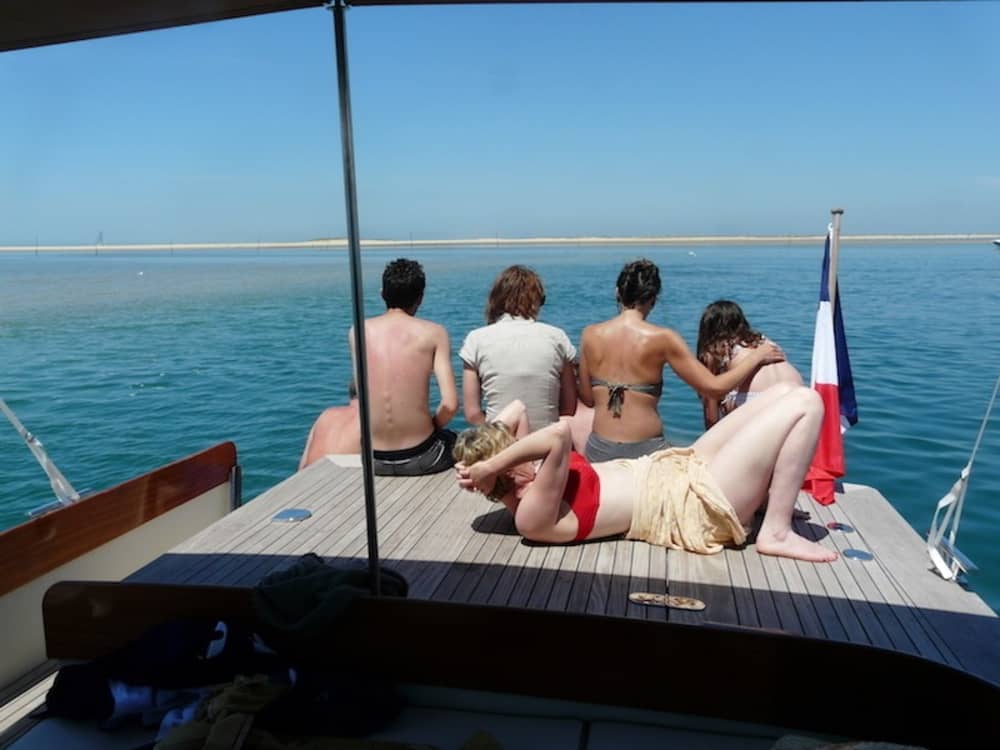 Discover Arcachon: A full day of sun on a motorboat