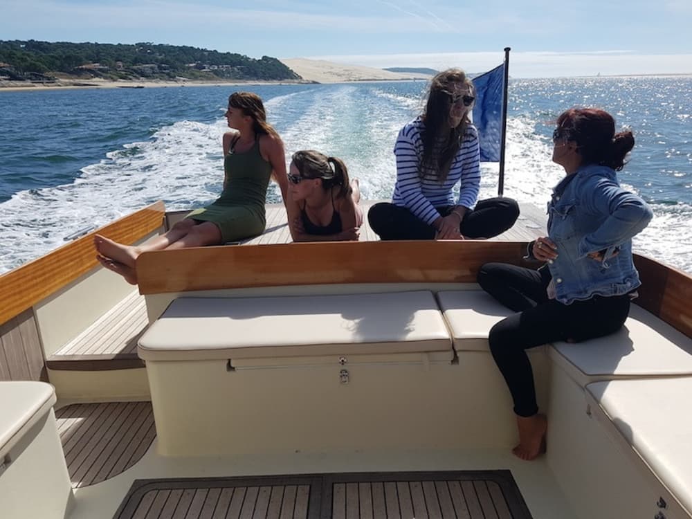 Discover Arcachon: A full day of sun on a motorboat