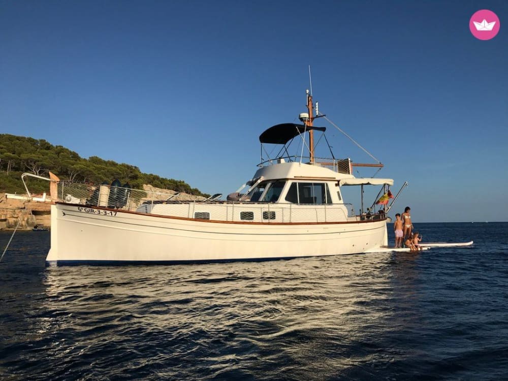 10 ore in paradiso: esplora il nord di Minorca in barca