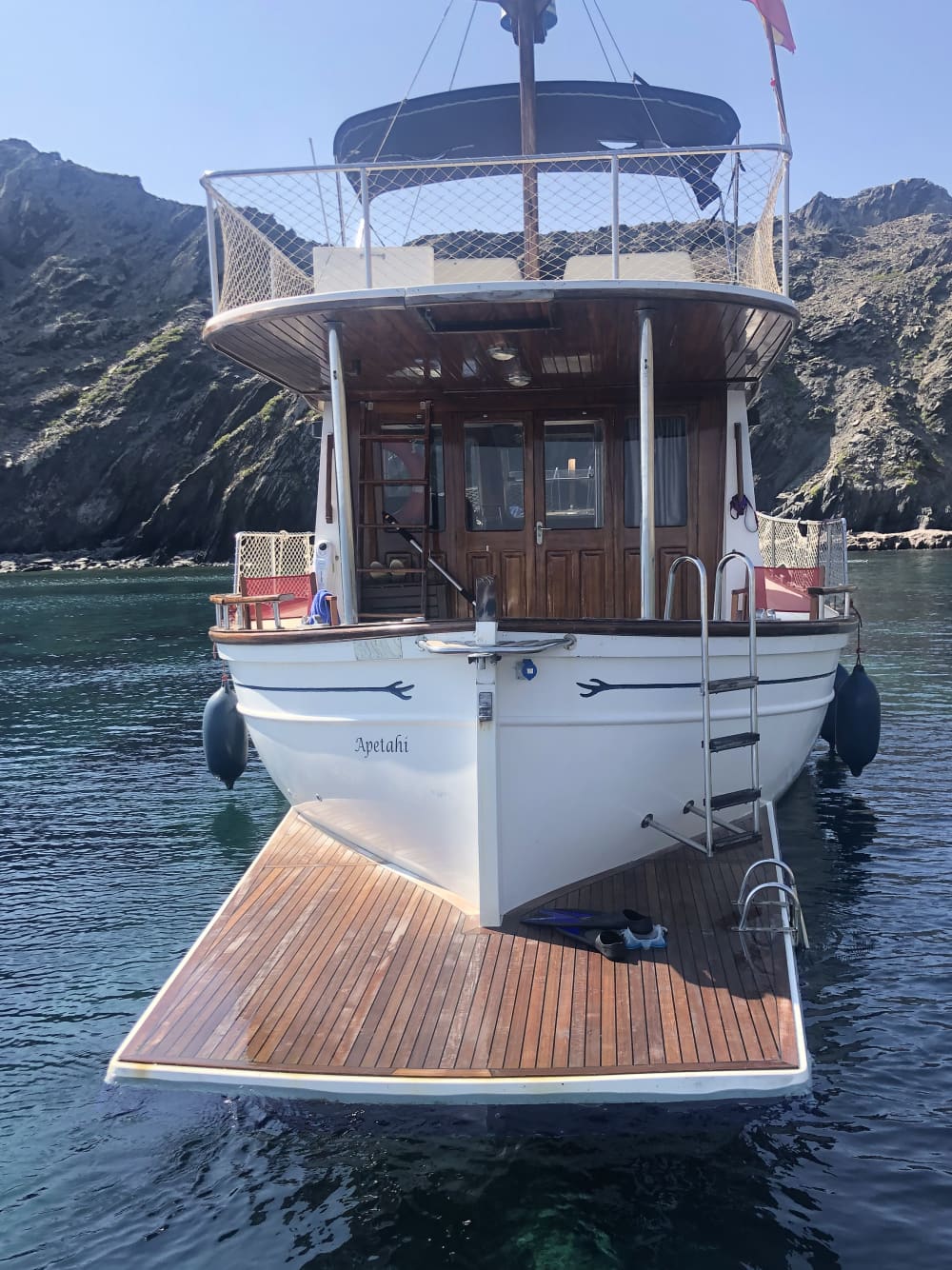 10 ore in paradiso: esplora il nord di Minorca in barca