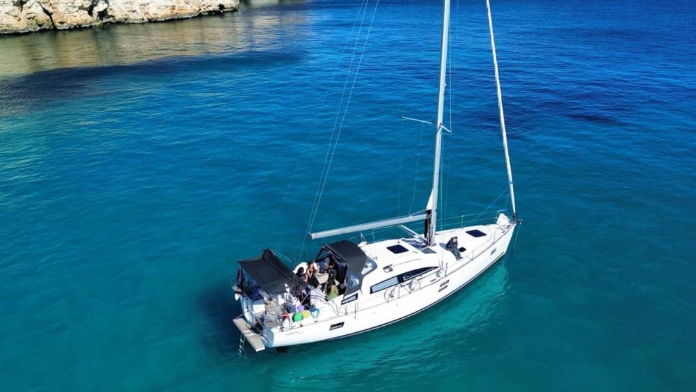 Northern Coast Day Tour on Sailing Yacht Mowgli