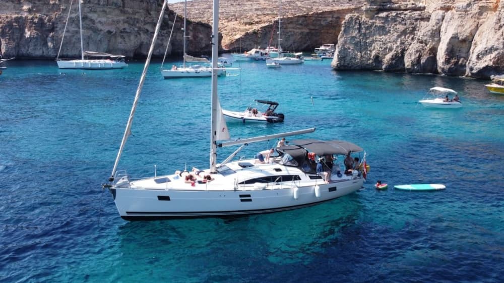 Northern Coast Day Tour on Sailing Yacht Mowgli