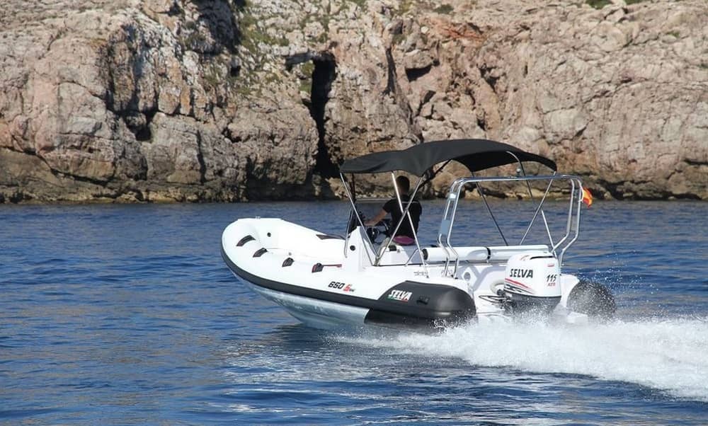 Ibiza to Illetas & Cala Saona Yacht Tour – 8h