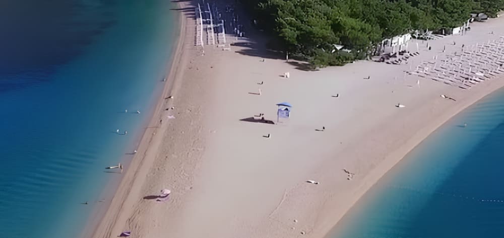 Całodniowa wycieczka: Odkryj Złoty Róg i wyspę Brač