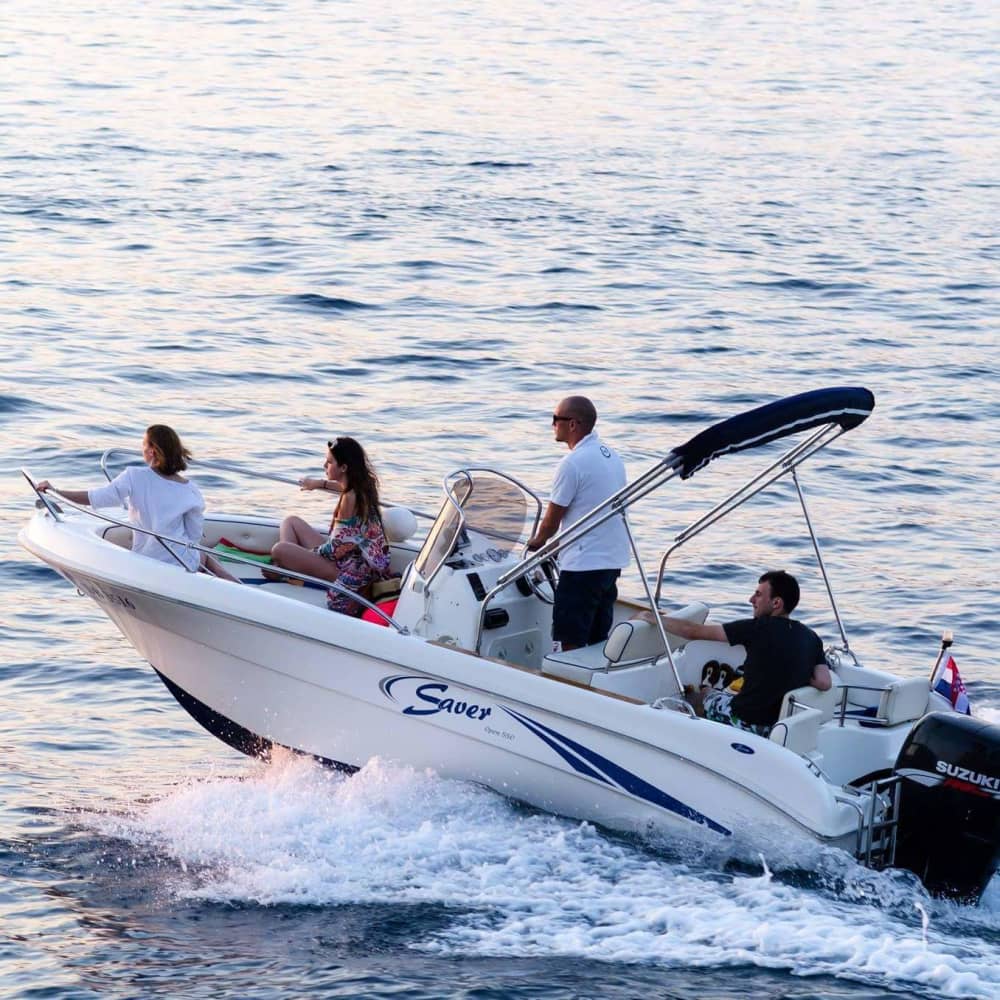 Escapade à Dubrovnik : 4 heures de détente en bateau à moteur