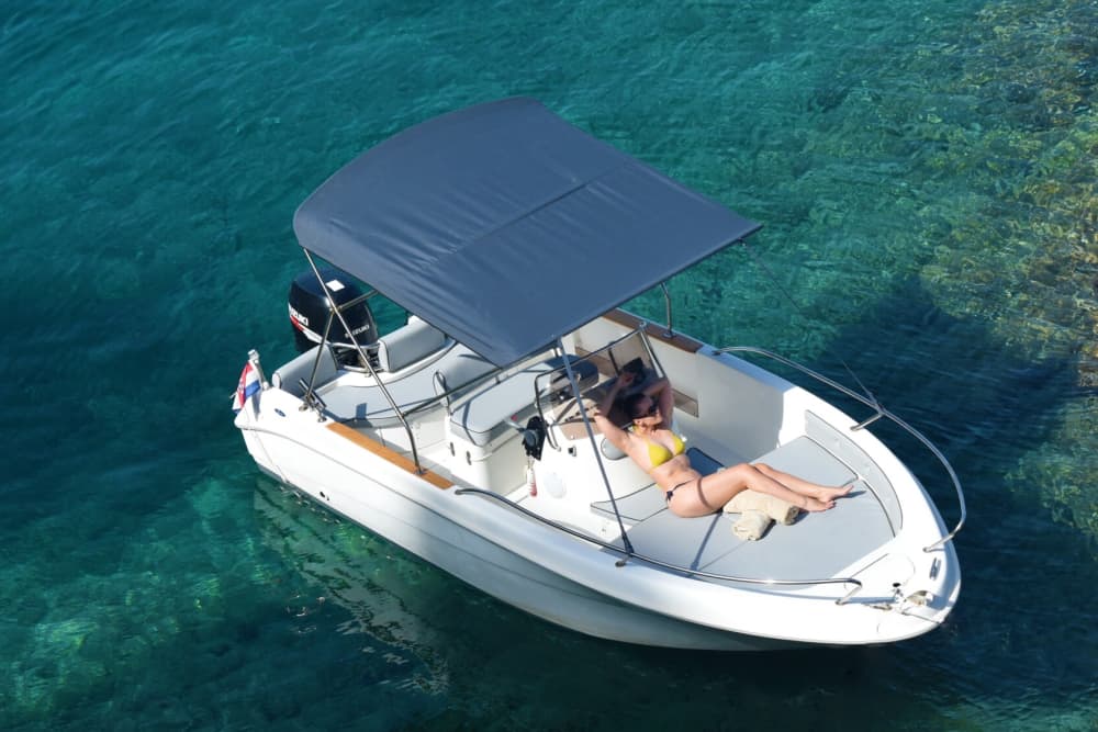 Escapade à Dubrovnik : 4 heures de détente en bateau à moteur