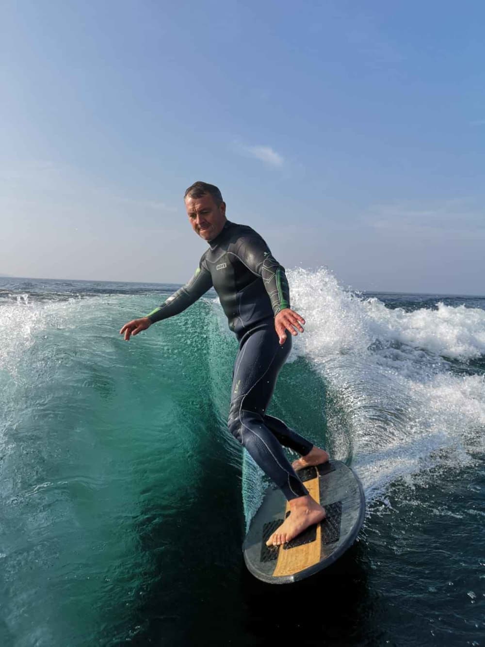 2u30 zon rond Thonon-les-Bains op een motorboot