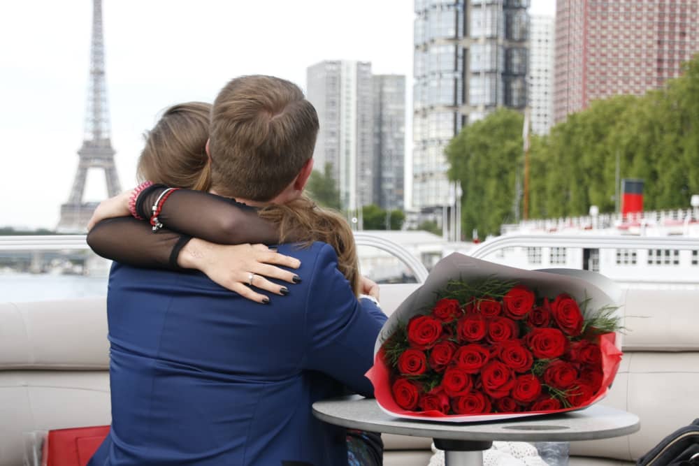 Magiska Paris: En kryssning till historiens hjärta och ikoniska monument