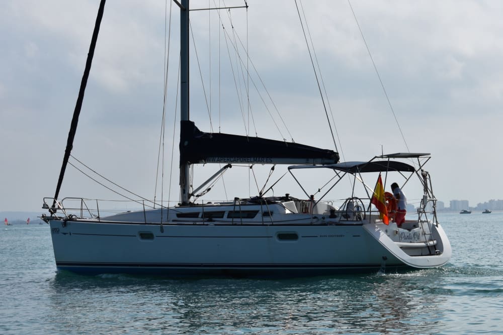 8 ore di navigazione lungo la costa di Cadice