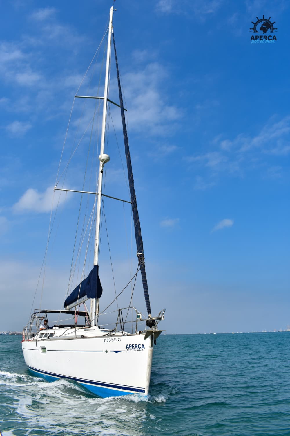 8 ore di navigazione lungo la costa di Cadice