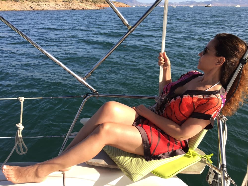 Prepare-se para a alegria: um dia inteiro de autêntica navegação à vela em La Manga.