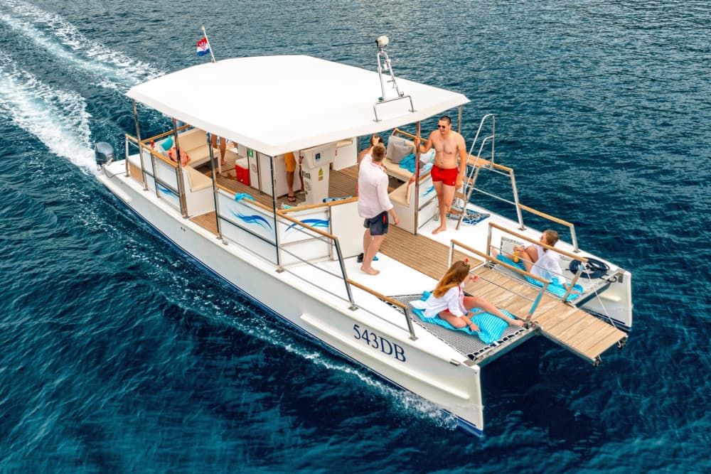 Экскурсия на Элафитские острова на катамаране из Дубровника