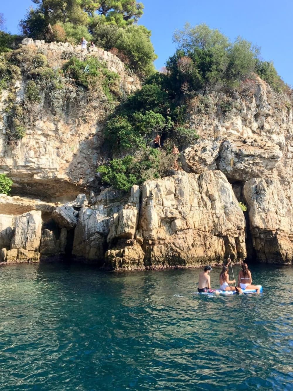 The Secret Coves of Cap d'Antibes: Exclusive Excursion