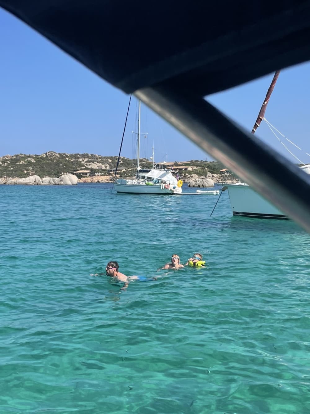 2 ore e 45 minuti per esplorare Bonifacio in motoscafo.