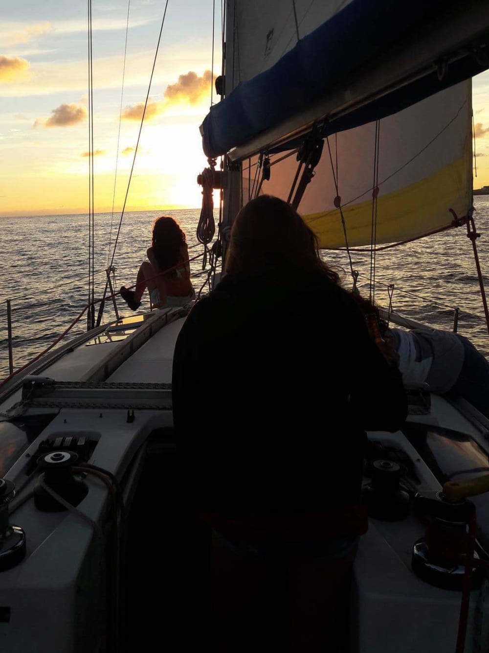 Croisière d'une journée à Ponta Delgada : des moments inoubliables en voilier