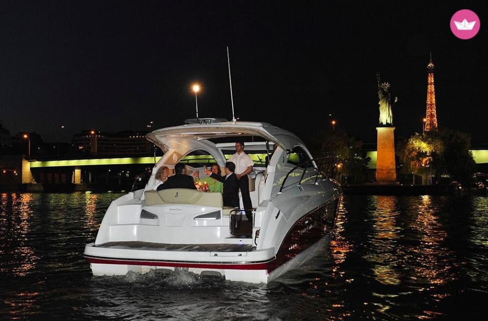 Luxuriöse Seine-Kreuzfahrt an Bord der James: Eine unvergessliche Privatreise