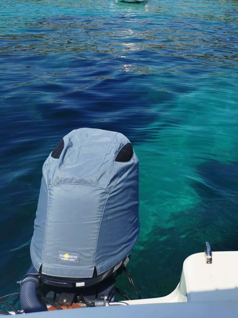 The best of Martigues is on the water: Your private full day on a motorboat