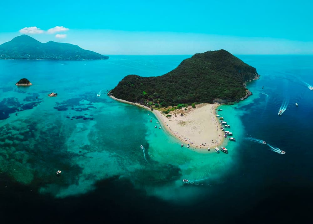 FUGA PER UN GIORNO | Crociera sull'isola