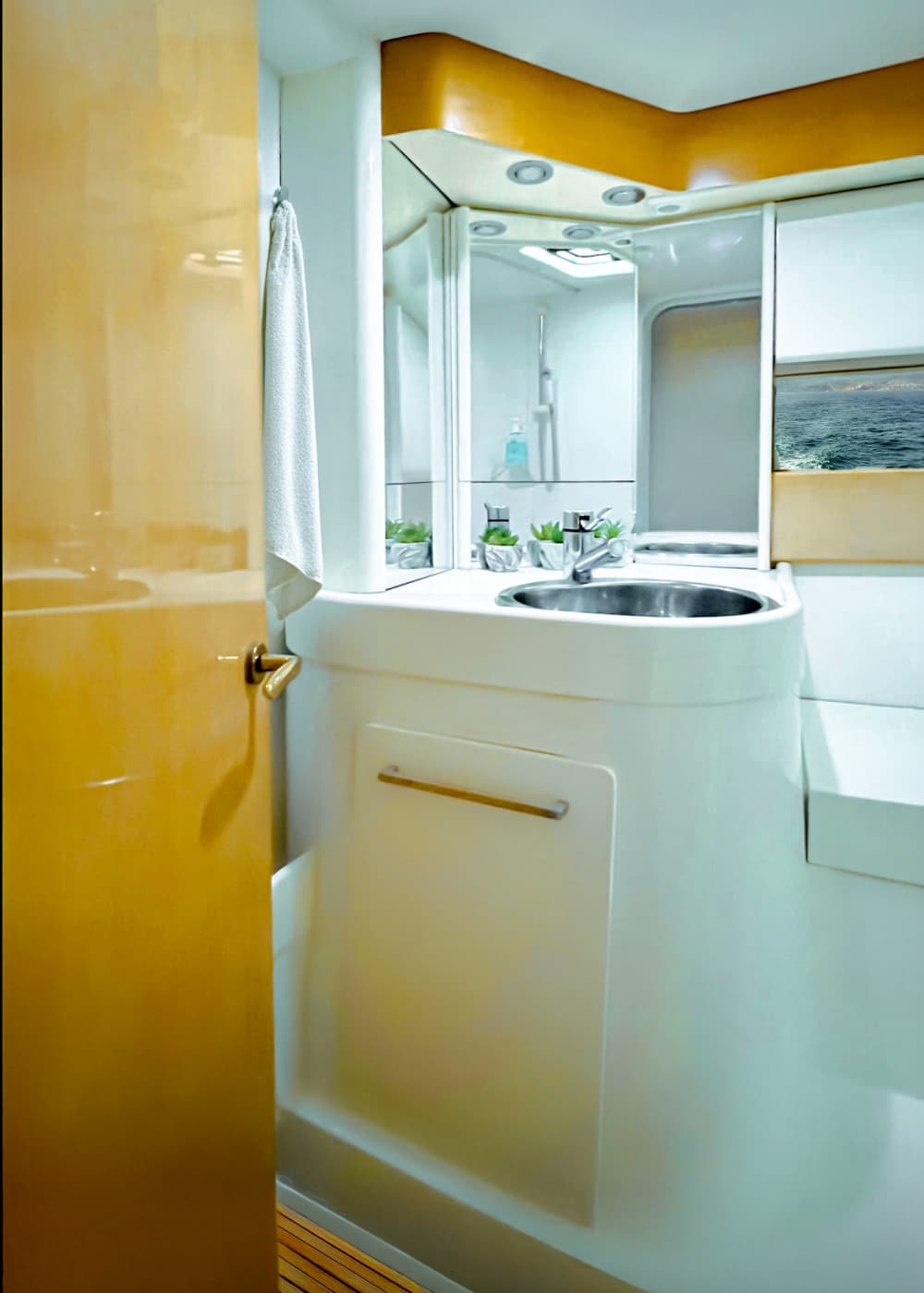 FUGA PER UN GIORNO | Crociera sull'isola