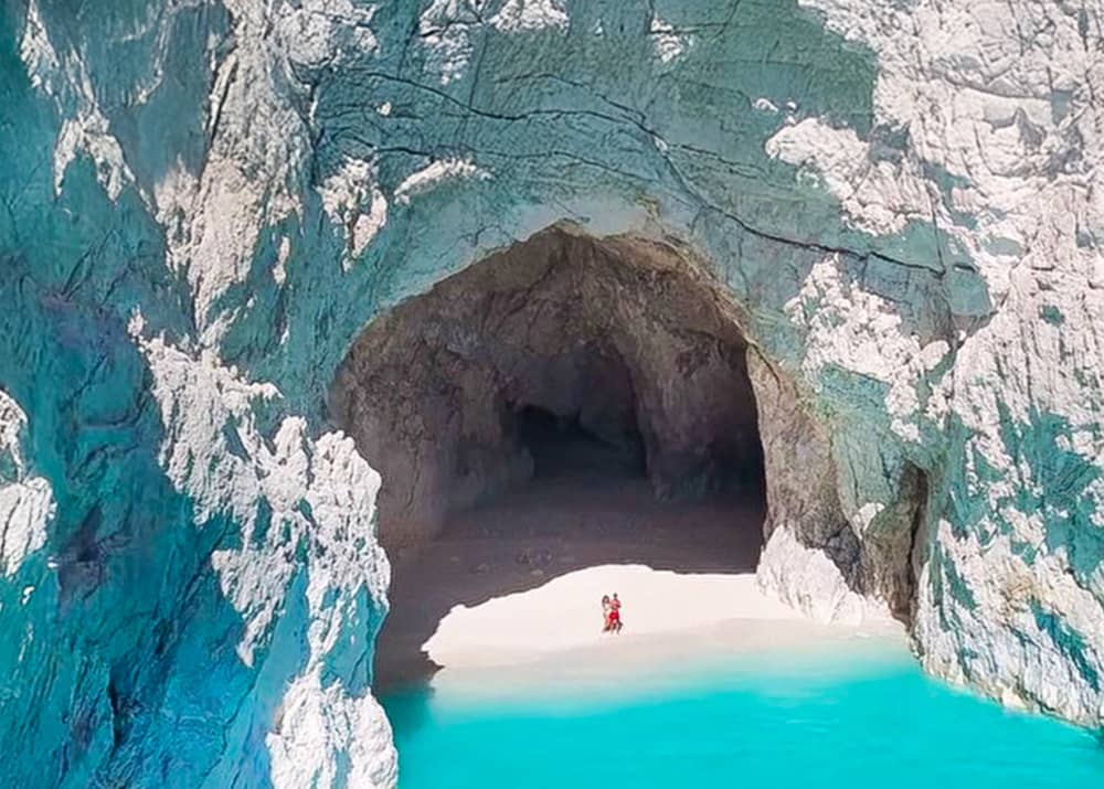 FUGA PER UN GIORNO | Crociera sull'isola