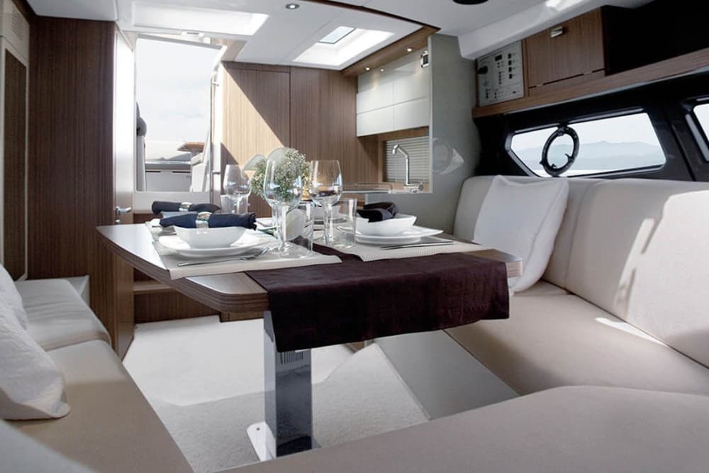 Heldags båttur i Taormina Bay: dolda vikar och kristallklart vatten