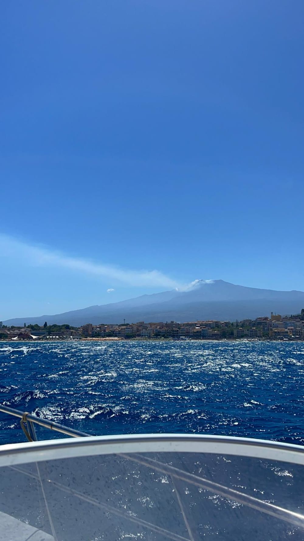 Heldags båttur i Taormina Bay: dolda vikar och kristallklart vatten